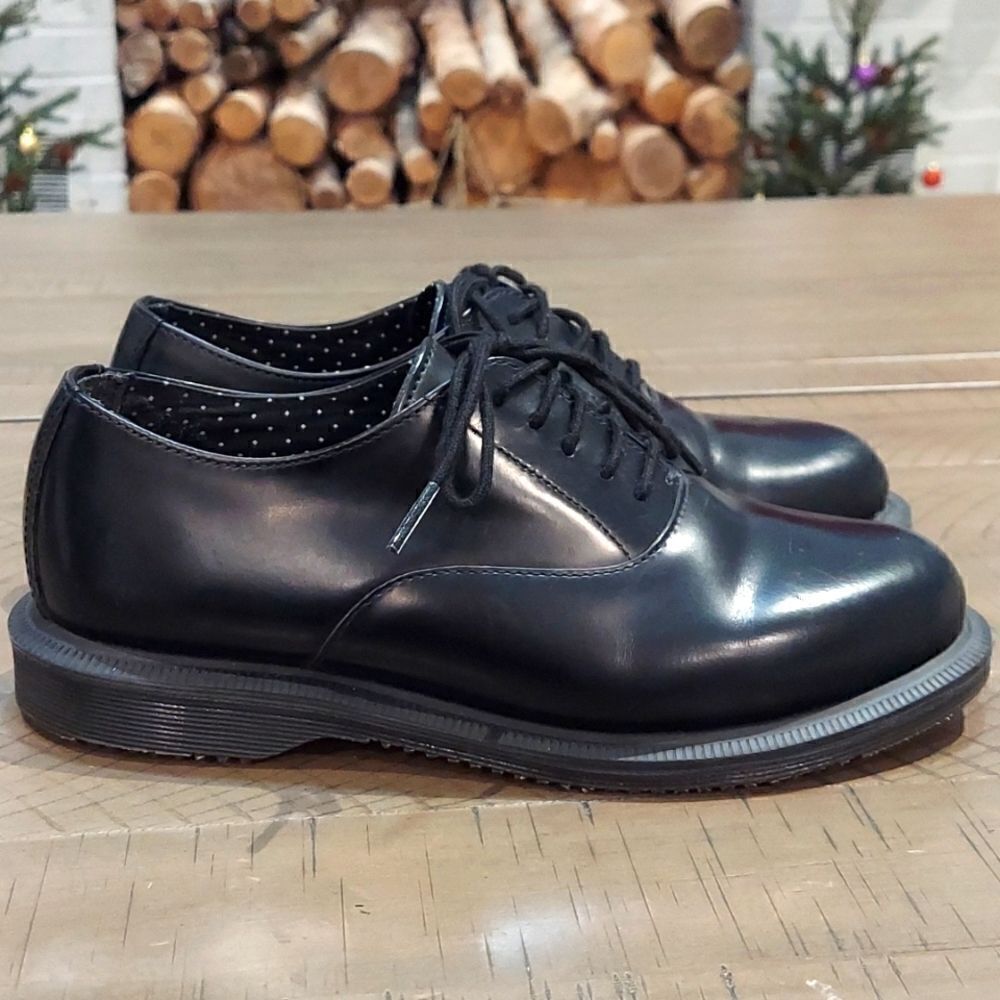 Dr. Martens Bennett Black Leather Oxfords Sz 6
